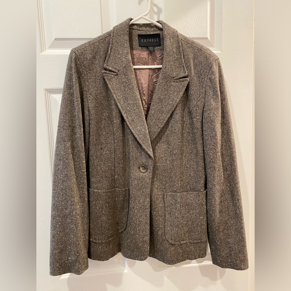 Express blazer in brown